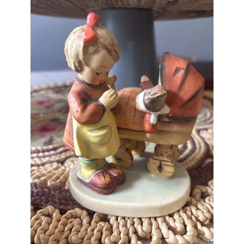 Doll Mother TMK4 #67 by W. Goebel Made in West‎ Germany Hummel